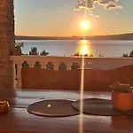 Cetiri Sestrice Apartment *