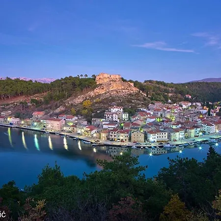 Cetiri Sestrice Apartman