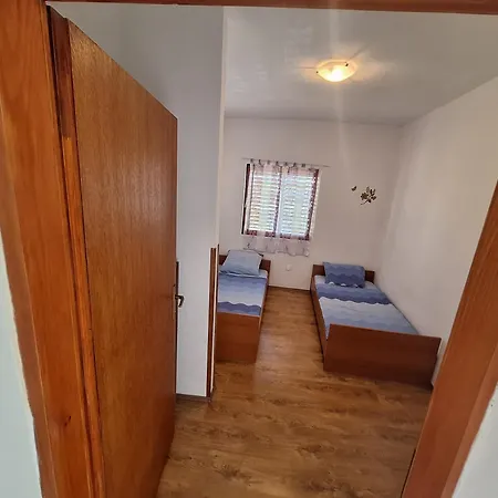 Apartmán Cetiri Sestrice