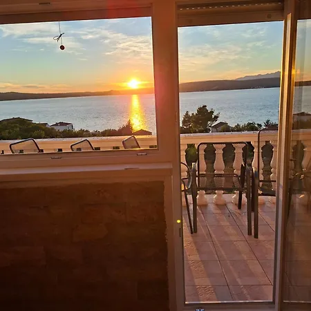 Cetiri Sestrice Apartman *