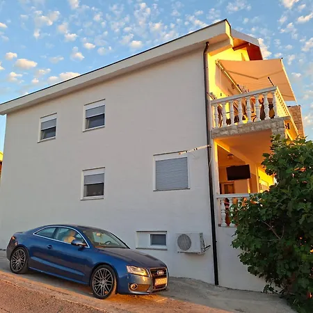 Apartman Cetiri Sestrice